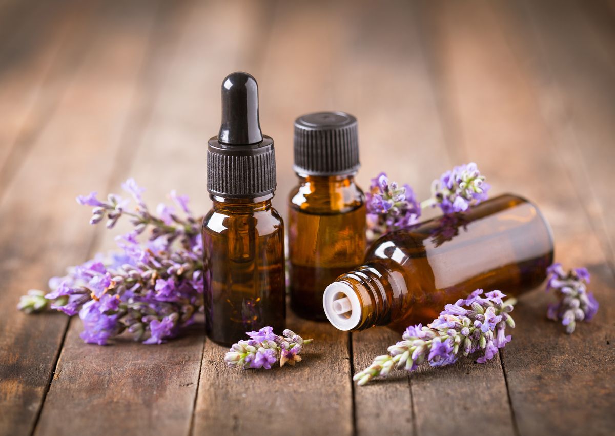 Olio essenziale organico di lavanda Flora Spring Nasentherapie  Sanovital Lana